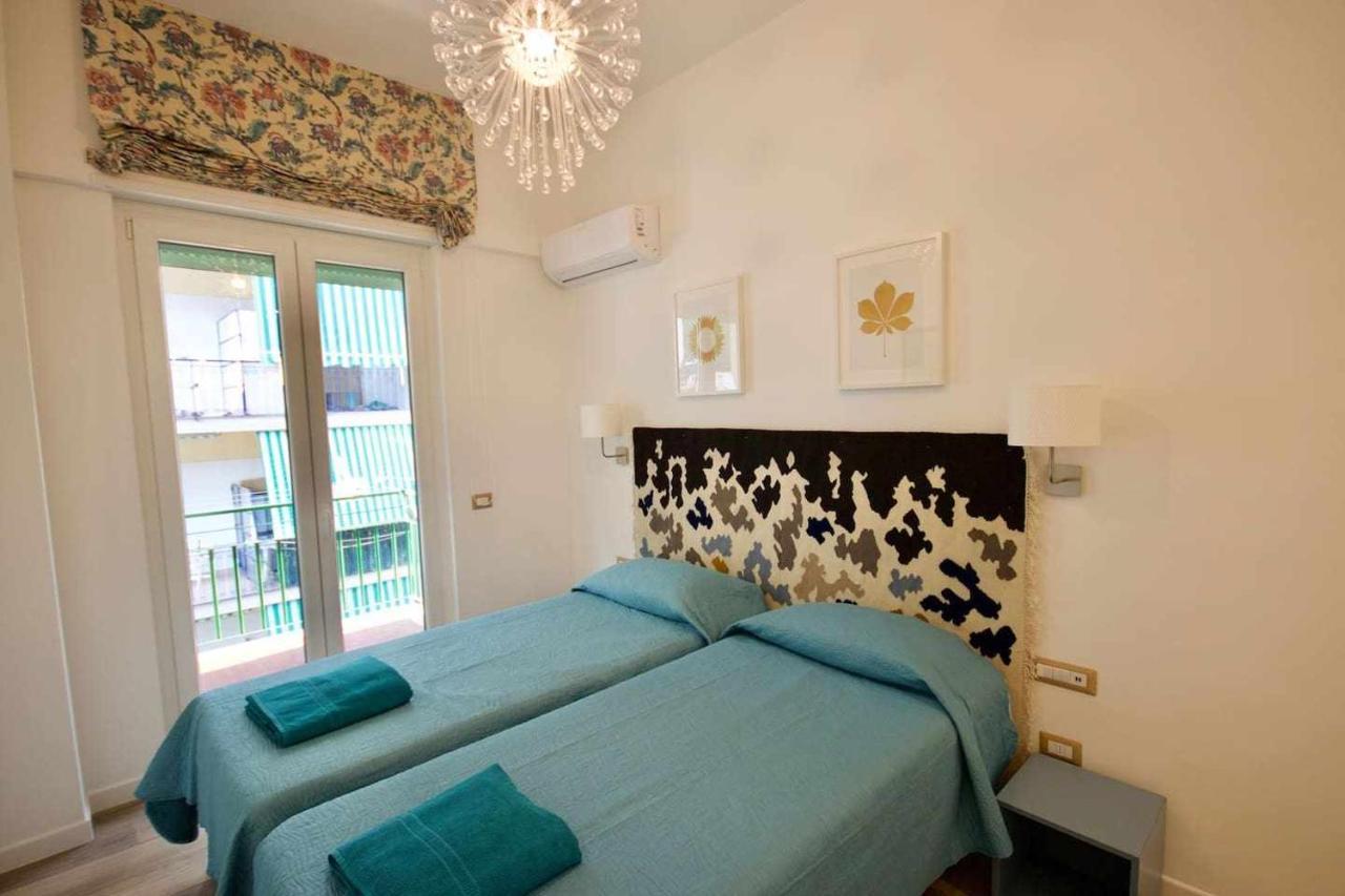 Blue Bay Lussuoso A Due Passi Dal Mare Apartman Maiori Kültér fotó
